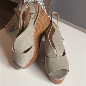 Callisto of California Platform Sandals